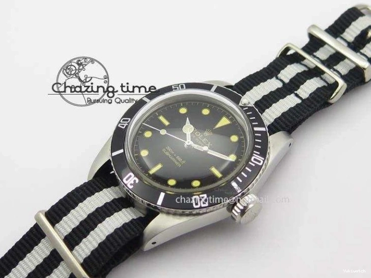 200m 660ft A2836 Nylon On Black Submariner Dial Vintage SS Strap Date No 0123